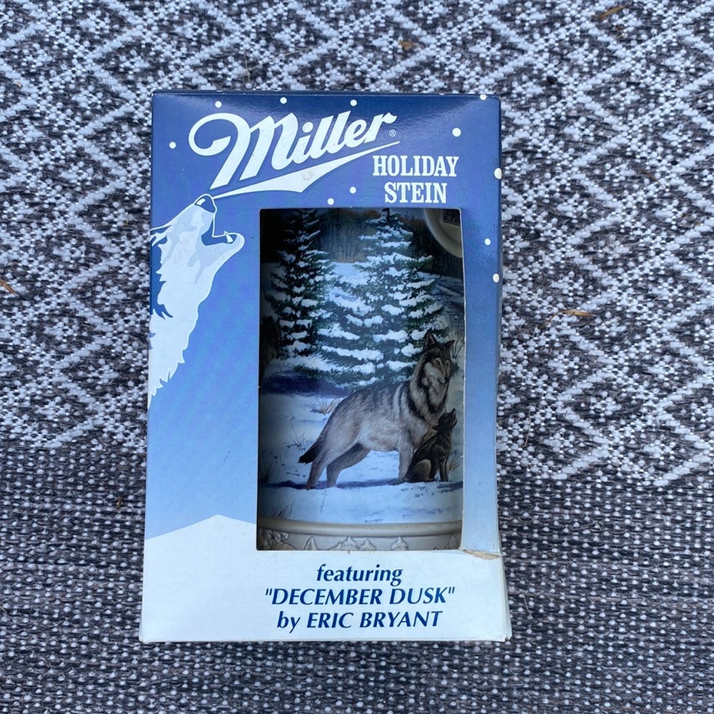 ✨Vintage Miller Holiday Stein “December Dusk” ✨
